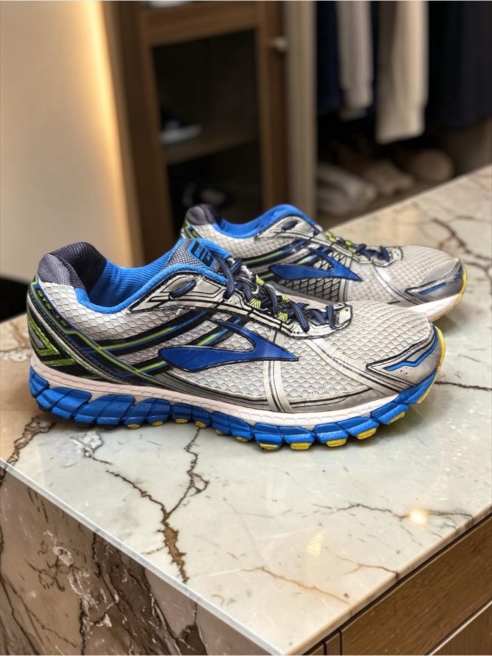 Brooks Adrenaline GTS 15 Blue Gray Silver Mens Running Shoes Sneakers Size 11 D